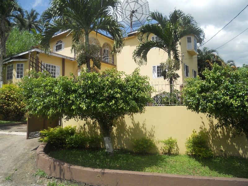 House For Sale in Stony Hill Golden Spring, Kingston / St. Andrew