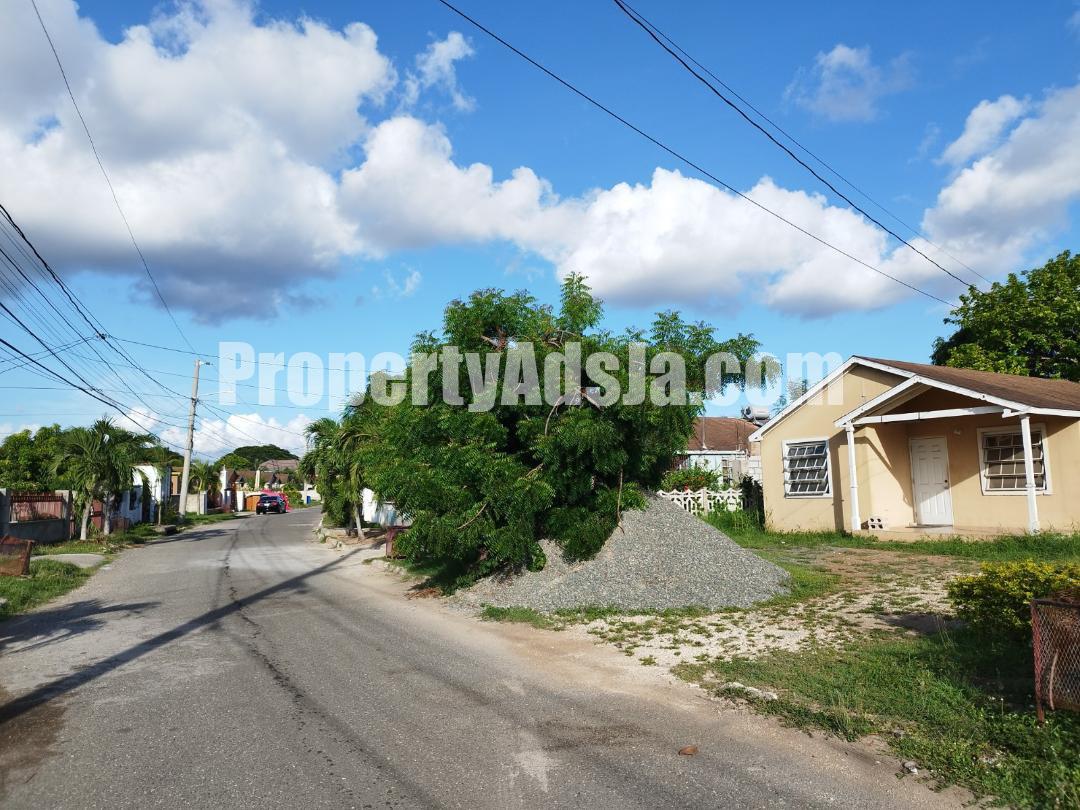 House For Sale in Spanish Town, St. Catherine Jamaica