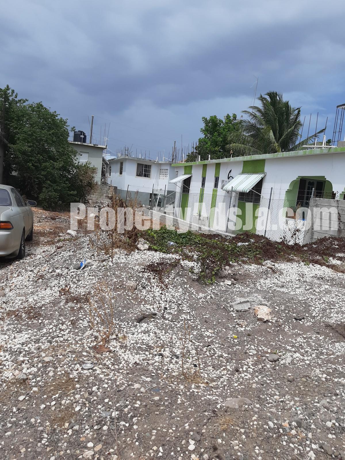 Residential lot For Sale in Old harbour glades, St. Catherine Jamaica