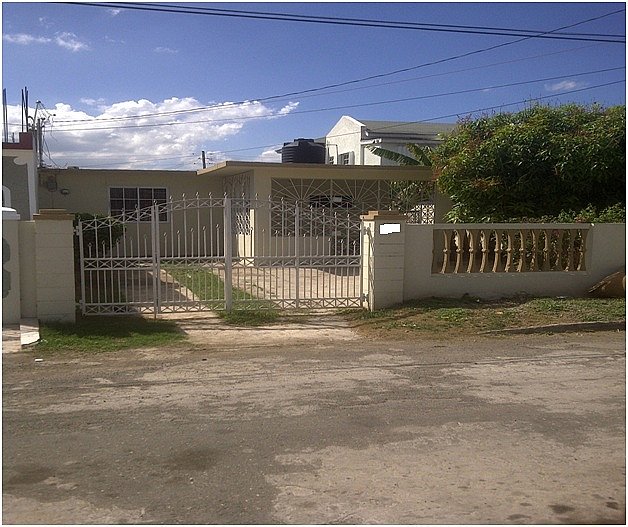 House For Sale in Portmore, St. Catherine Jamaica