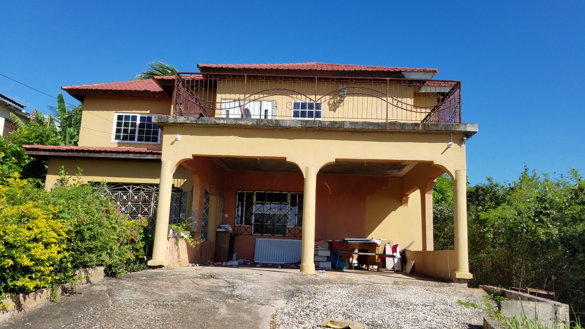 House For Sale in SPANISH TOWN, St. Catherine Jamaica