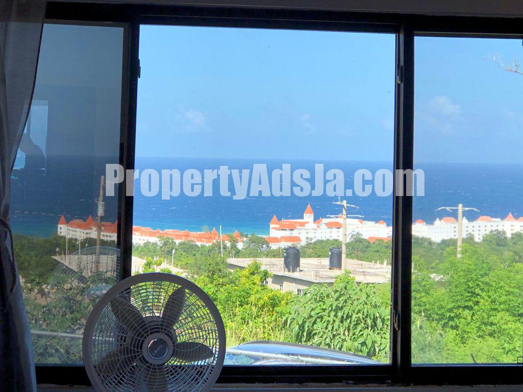 Apartment For Rent in Bellaire, St. Ann Jamaica