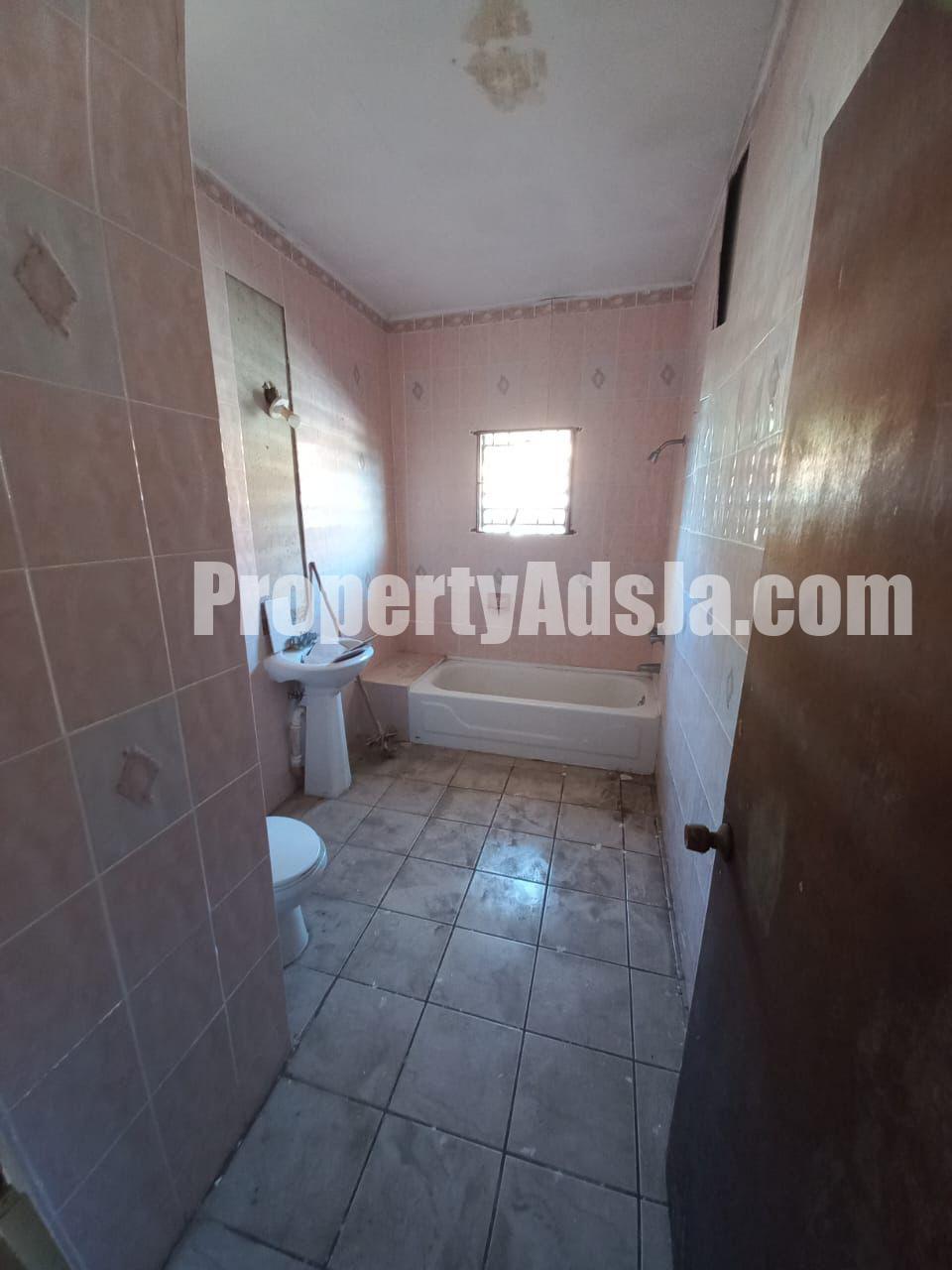 House For Sale in Longwood, St. Elizabeth Jamaica