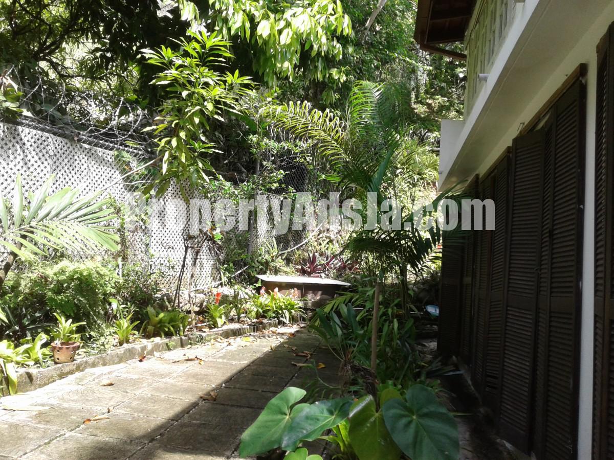 House For Sale in Orange Grove, Kingston / St. Andrew Jamaica