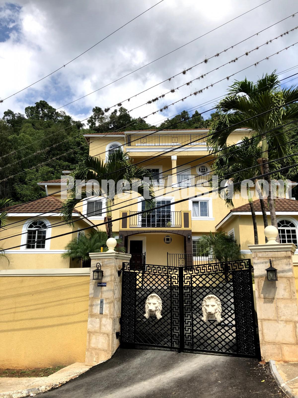 Apartment For Rent in East Kirkland Heights, Kingston / St. Andrew
