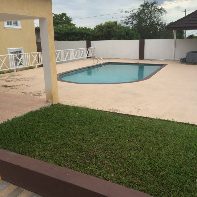 Apartment For Sale in RUSSELL HEIGHTS KINGSTON 8, Kingston / St. Andrew