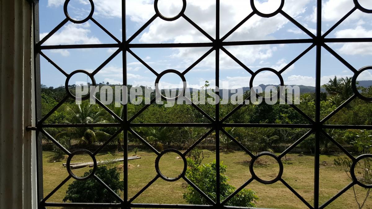 House For Sale in Danks Estate, Clarendon Jamaica