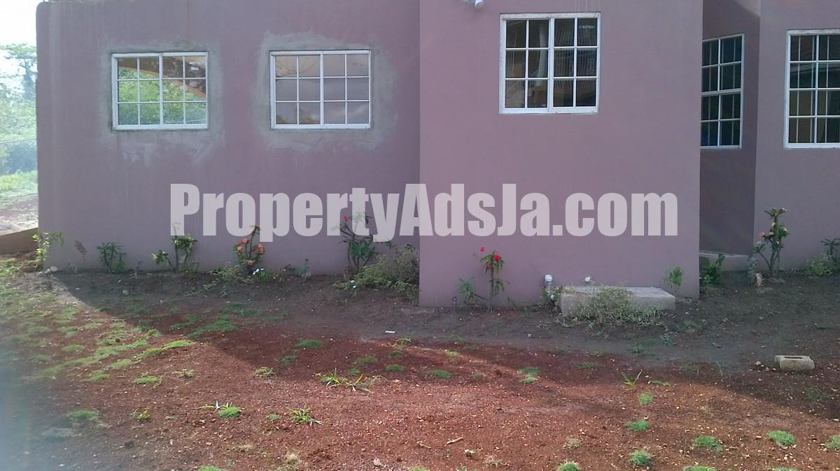 House For Sale in Greys Hill, Manchester Jamaica