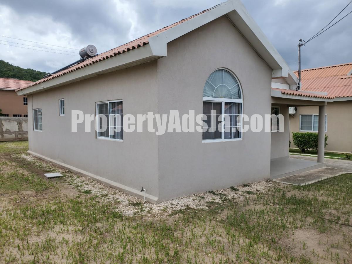 House For Sale in Caymanas Estate, St. Catherine Jamaica