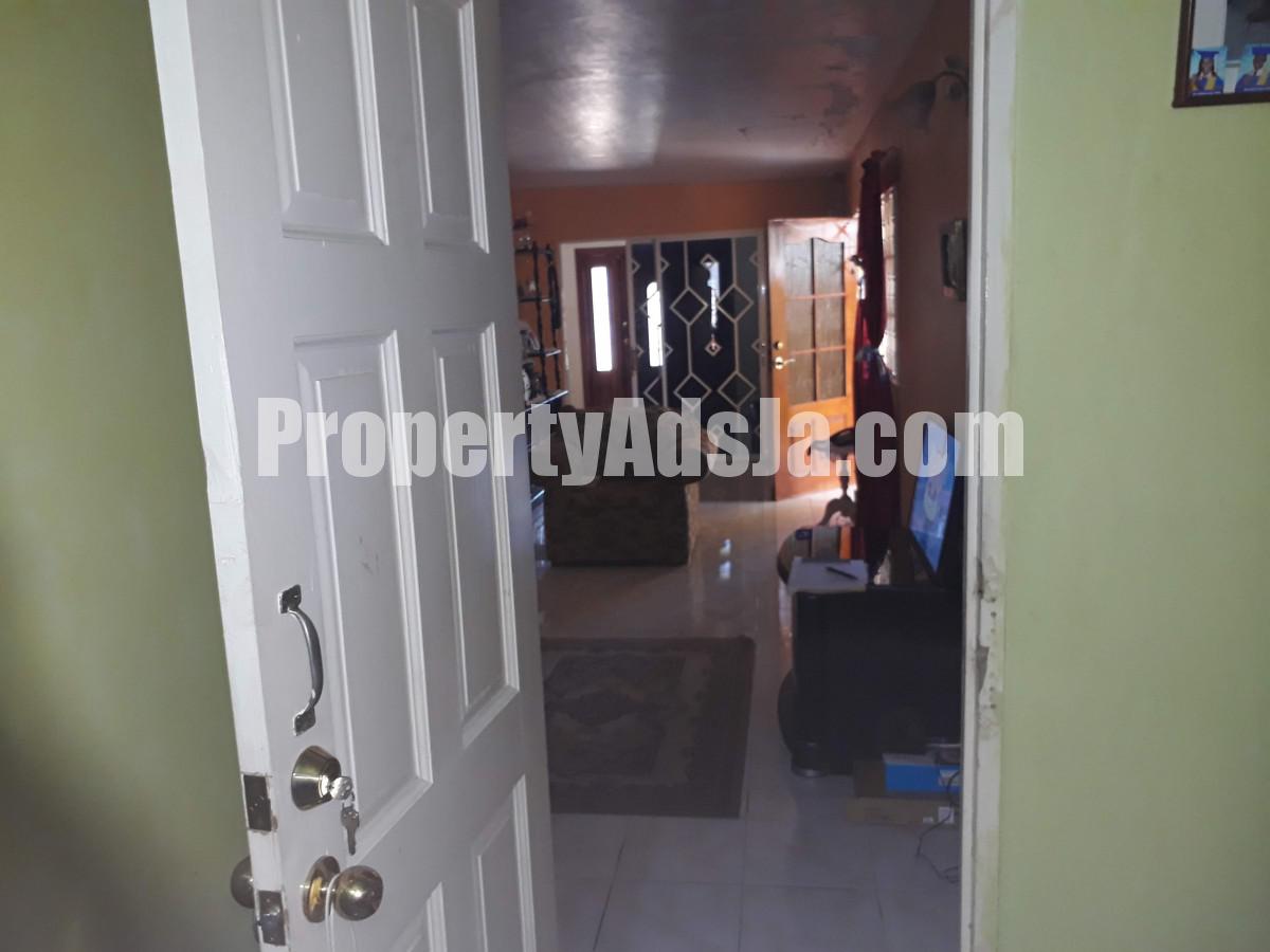 House For Sale in Eltham View Spanish Town, St. Catherine Jamaica