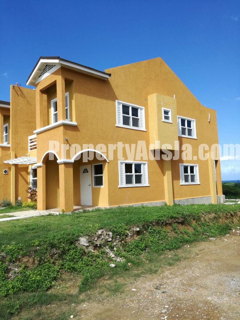 Townhouse For Rent in Runaway Bay, St. Ann Jamaica