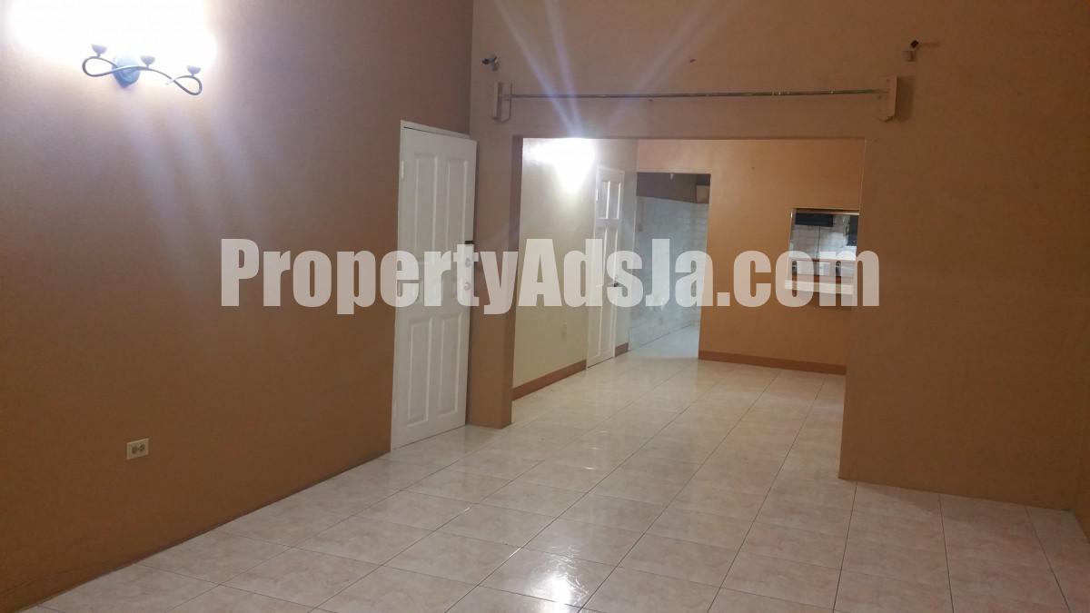 House For Rent in Washington Garden Kingston 20, Kingston / St. Andrew