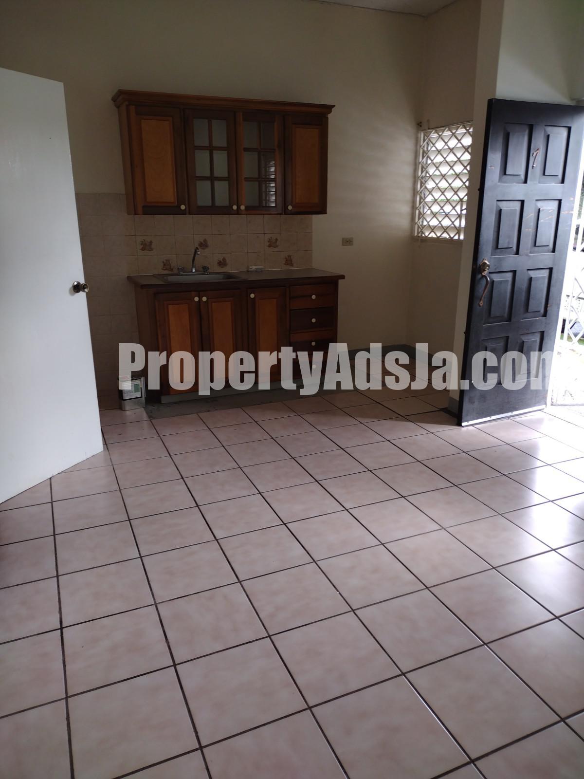 Apartment For Rent in Lady Charlton Apt, Kingston / St. Andrew Jamaica