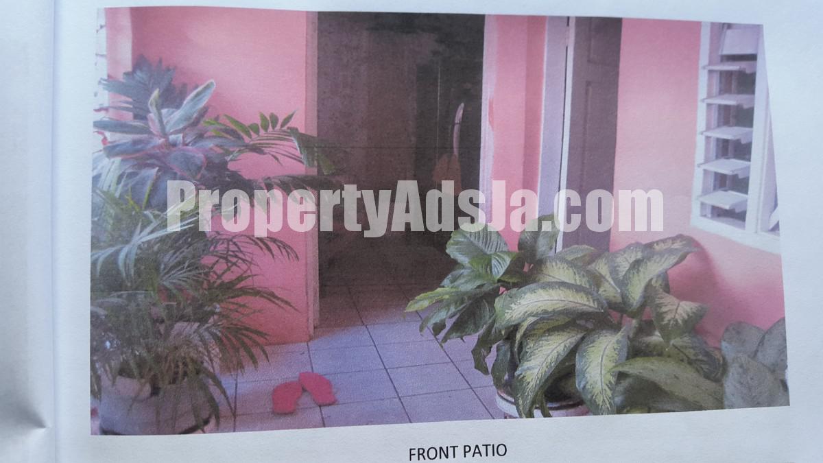 House For Sale in Manley Meadows, Kingston / St. Andrew Jamaica