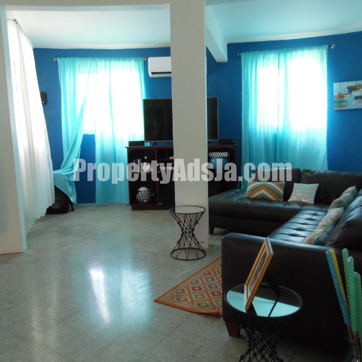 House For Rent in Copacabana, Kingston / St. Andrew Jamaica