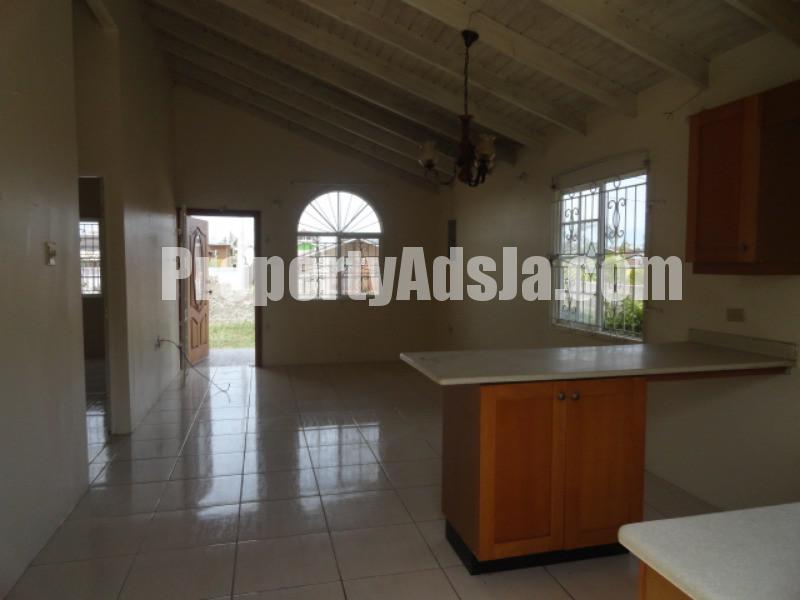 House For Sale in FLORENCE HALL, Trelawny Jamaica