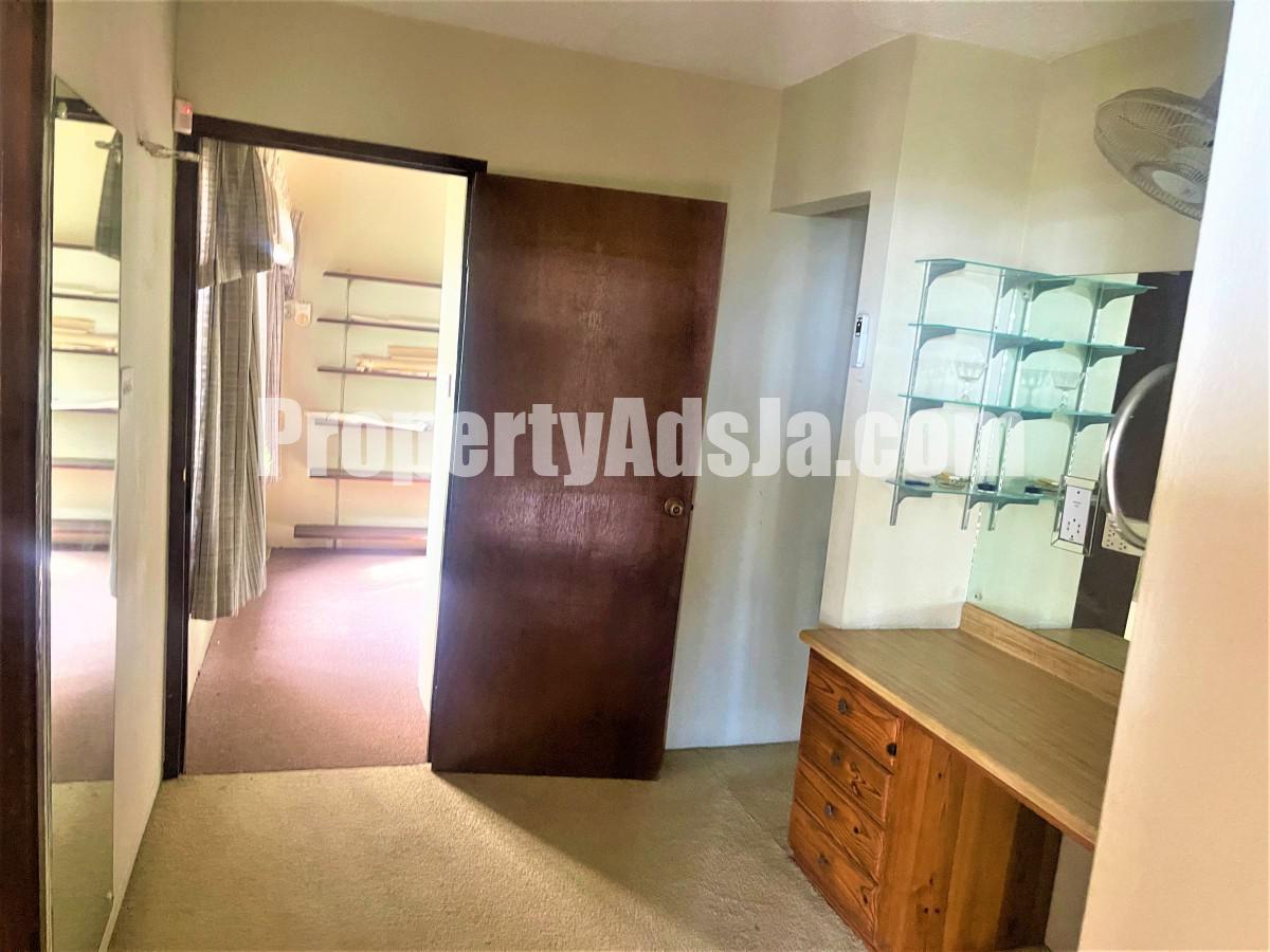 House For Rent in CHERRY GARDENS, Kingston / St. Andrew Jamaica