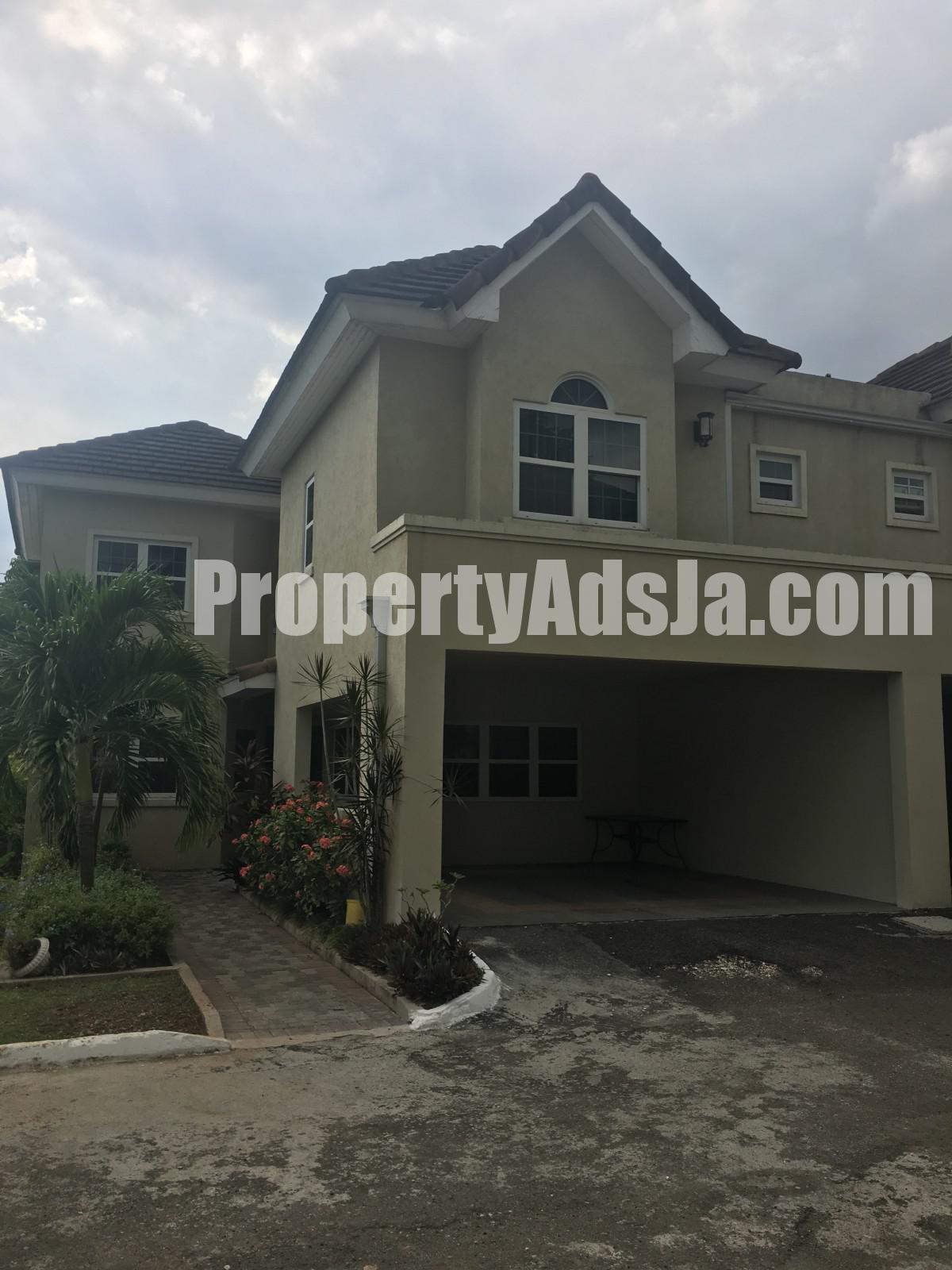 Townhouse For Sale in Kingston 6, Kingston / St. Andrew Jamaica