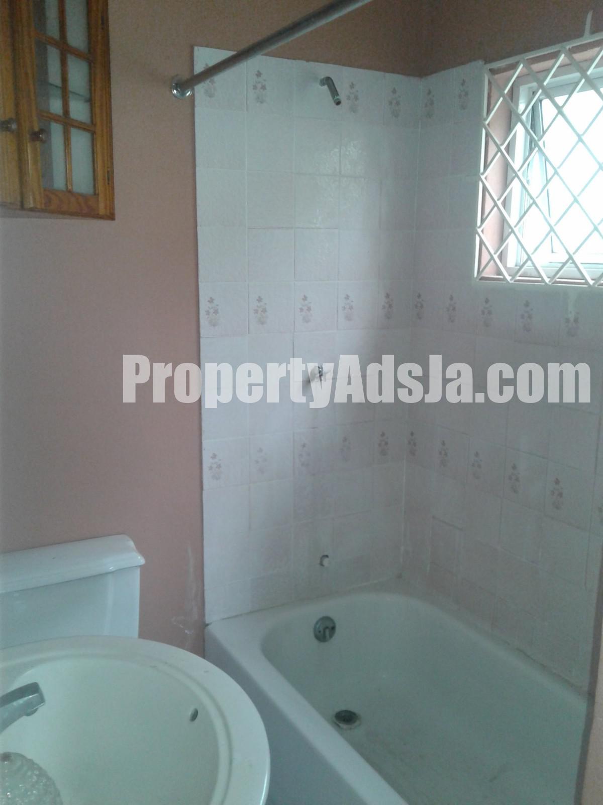 House For Sale in Greater portmore, St. Catherine Jamaica