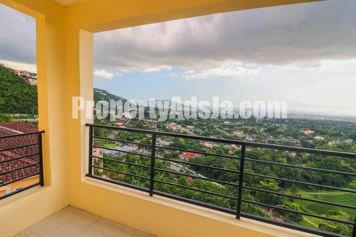 Townhouse For Sale in Norbrook Heights, Kingston / St. Andrew Jamaica