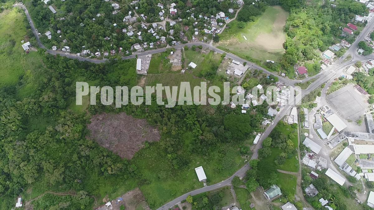 Commercial/farm land For Sale in Highgate, St. Mary Jamaica