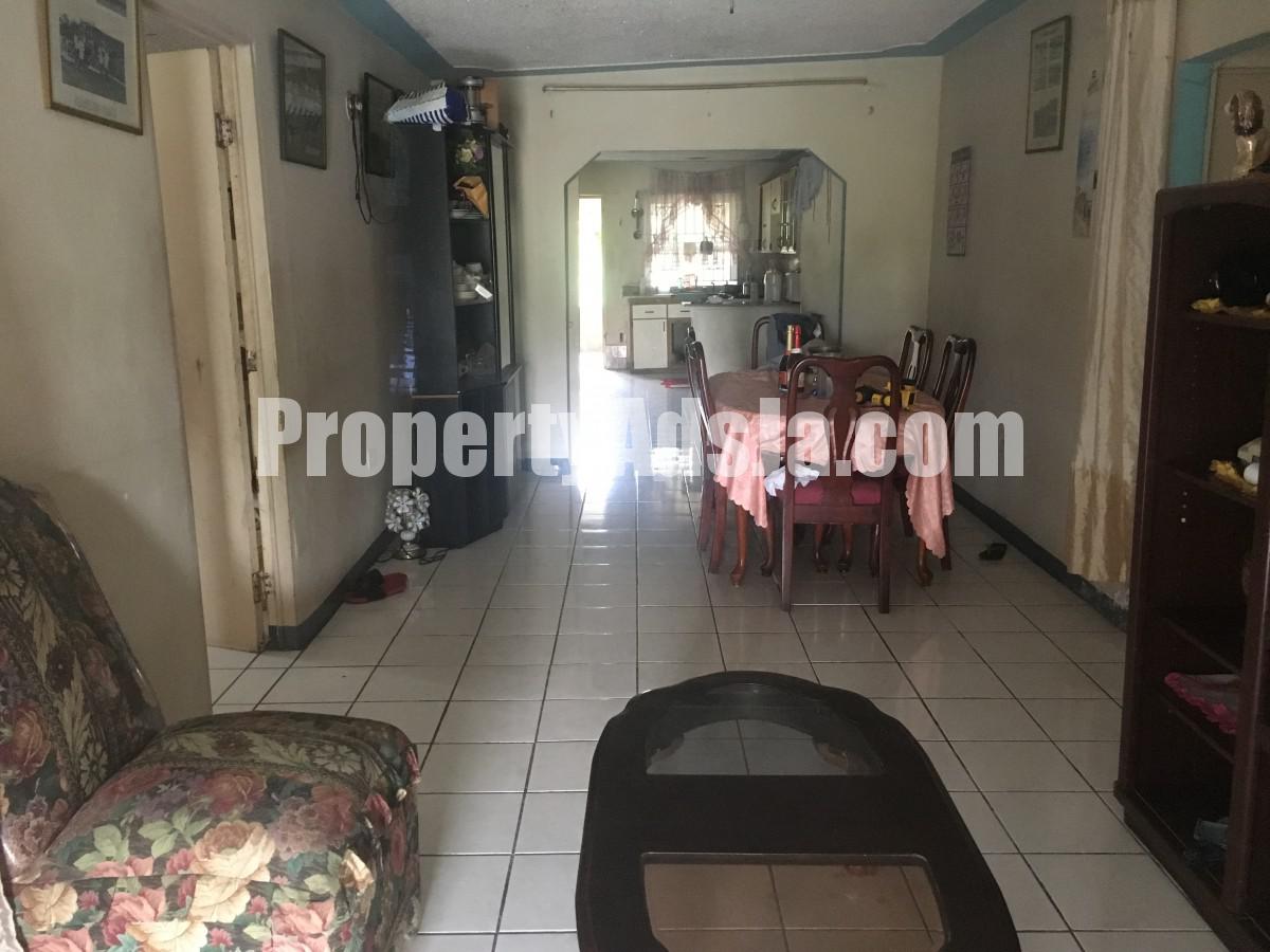 House For Sale in Sydenham Villa, St. Catherine Jamaica