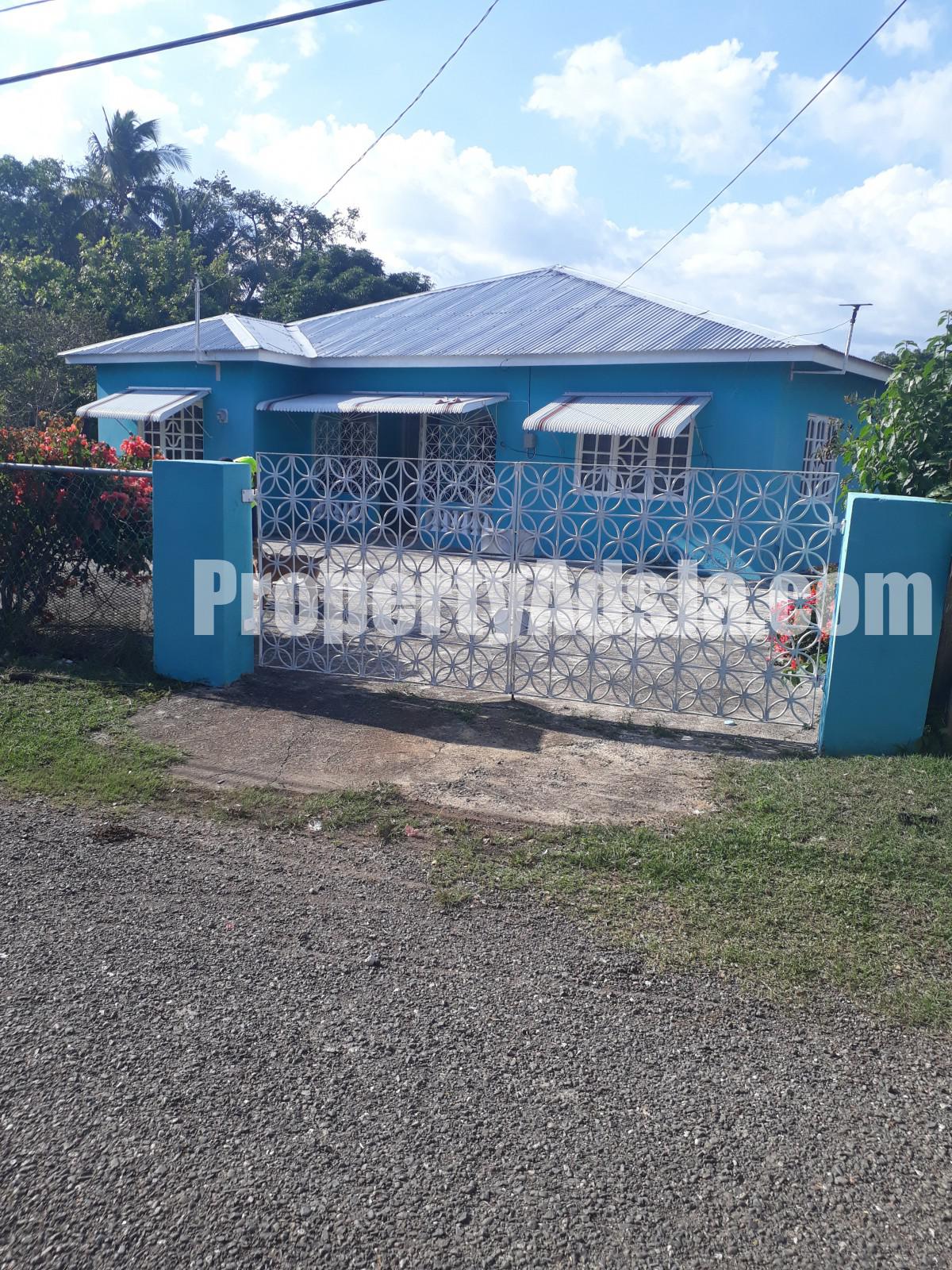 House For Sale in Denbigh, Clarendon Jamaica