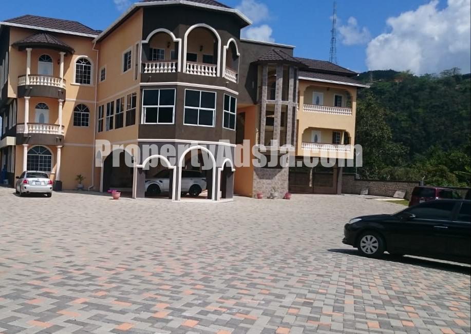 Apartment For Rent in Red Hills, Kingston / St. Andrew Jamaica