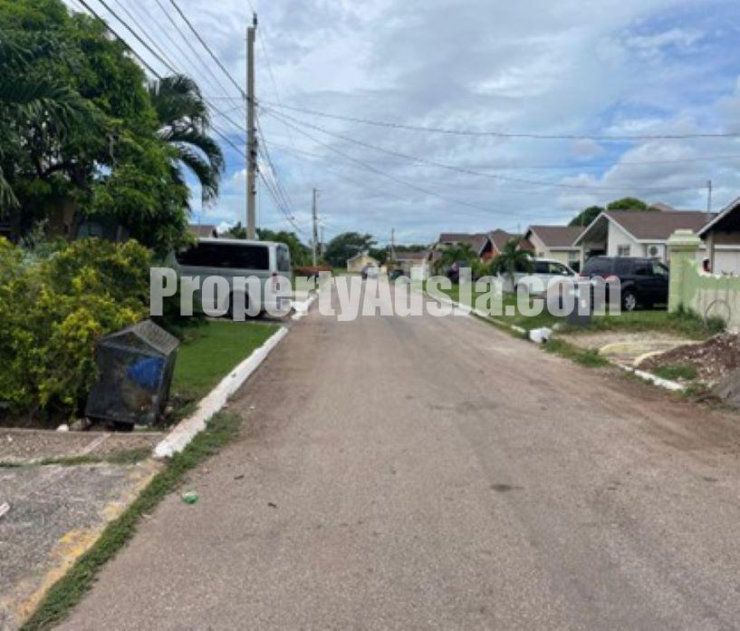 House For Sale in Old Harbour, St. Catherine Jamaica