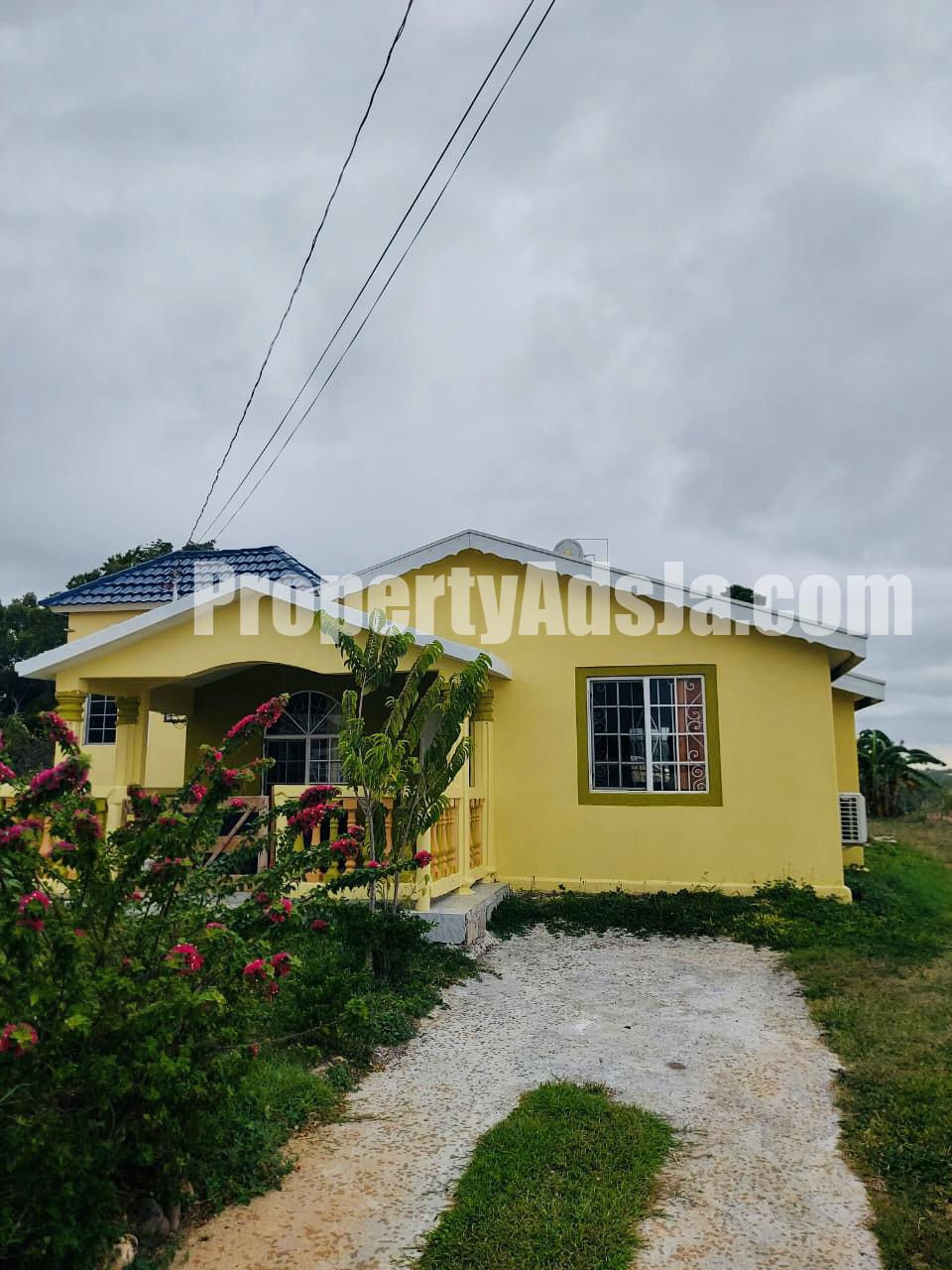 House For Rent in Coral Springs, Trelawny Jamaica