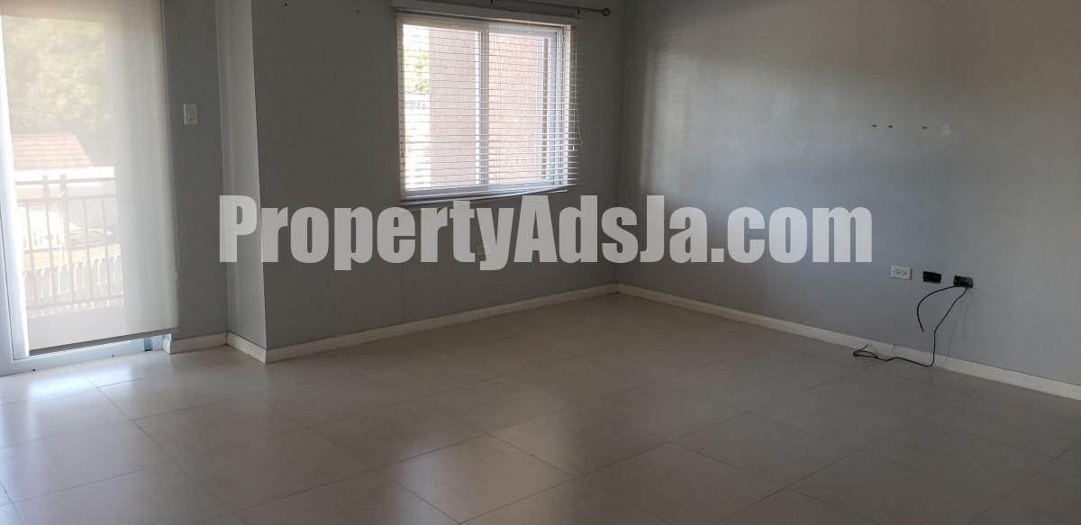 Apartment For Rent in Kingston 8, Kingston / St. Andrew Jamaica