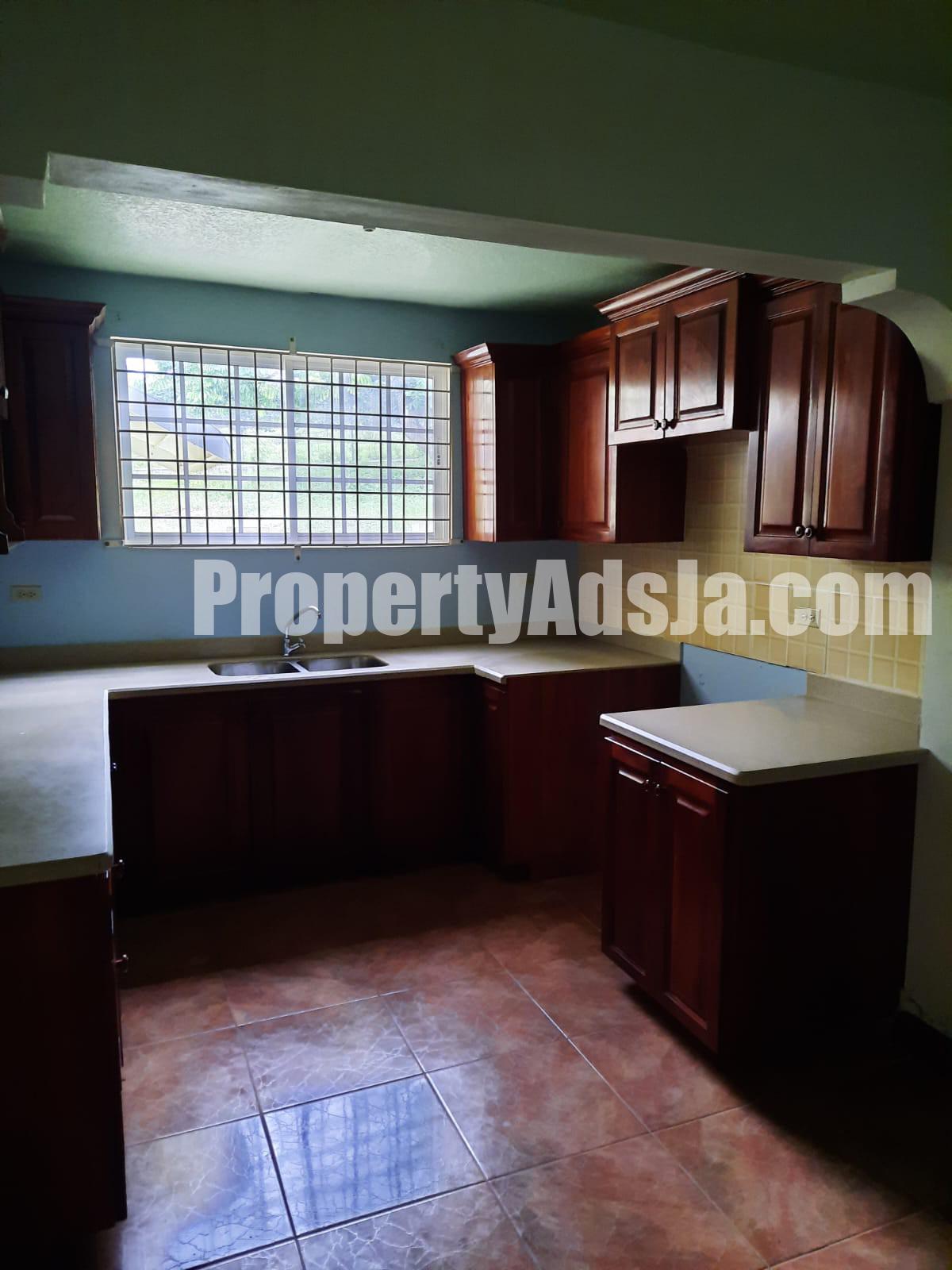 Flat For Rent in Santa Cruz, St. Elizabeth Jamaica
