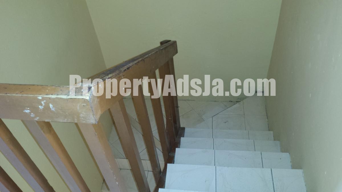 Townhouse For Sale in Gregory Park Portmore, St. Catherine Jamaica