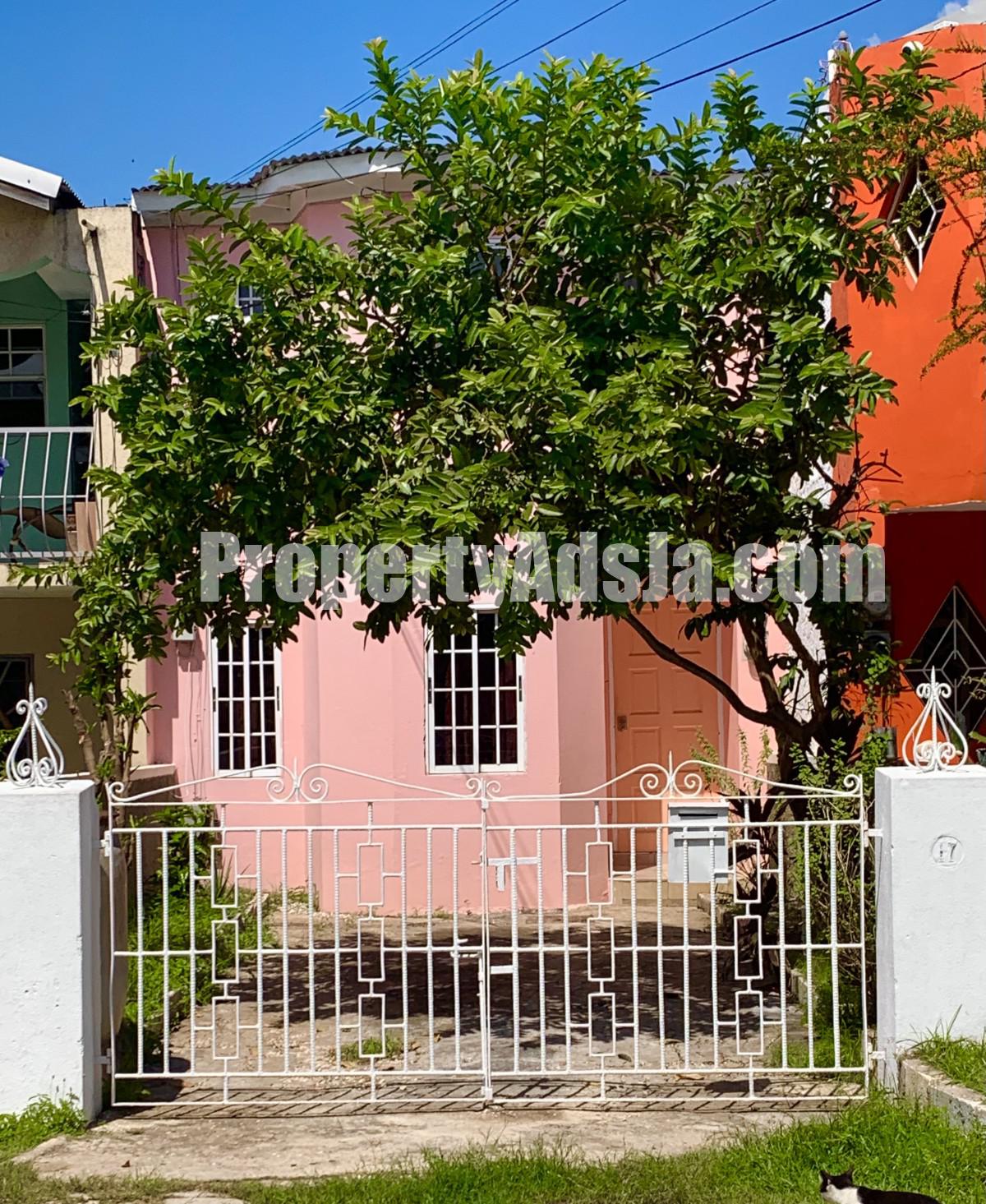 Townhouse For Sale in Cooreville Gardens, Kingston / St. Andrew Jamaica