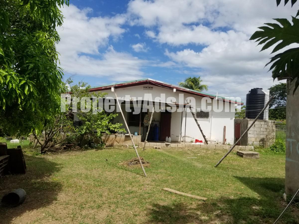 House For Sale in BUSHY PARK, St. Catherine Jamaica