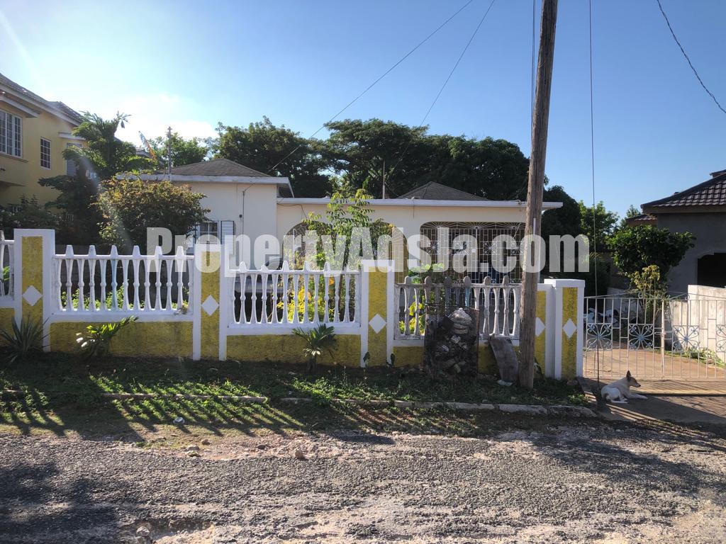 House For Sale in Discovery Bay, St. Ann Jamaica