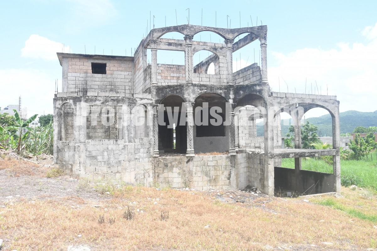 House For Sale in Balaclava, St. Elizabeth Jamaica