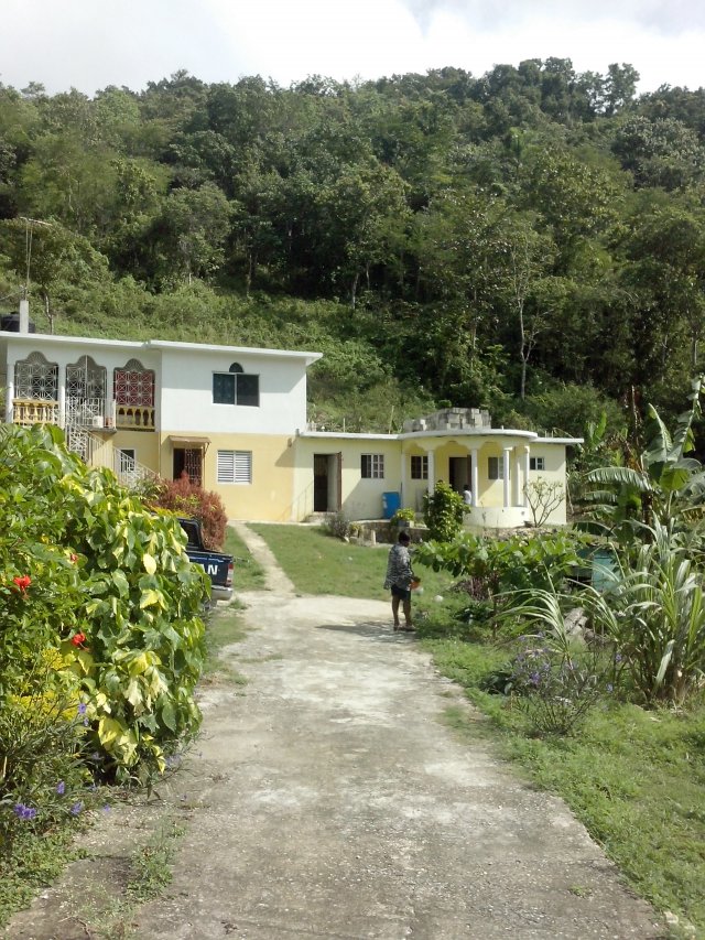 House For Rent in Comfort Hall, St. James Jamaica