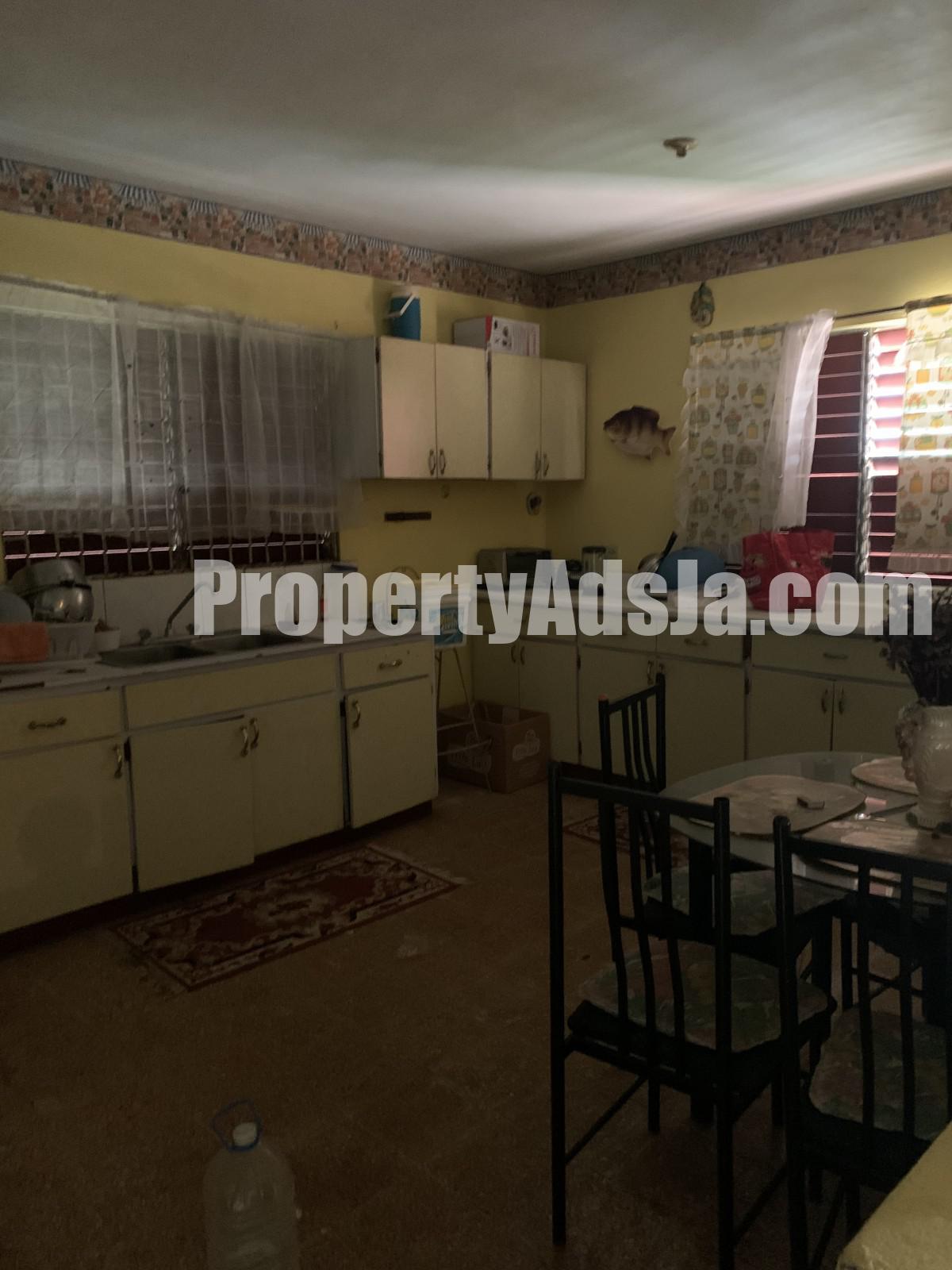 House For Sale in Havendale Kingston 19, Kingston / St. Andrew Jamaica