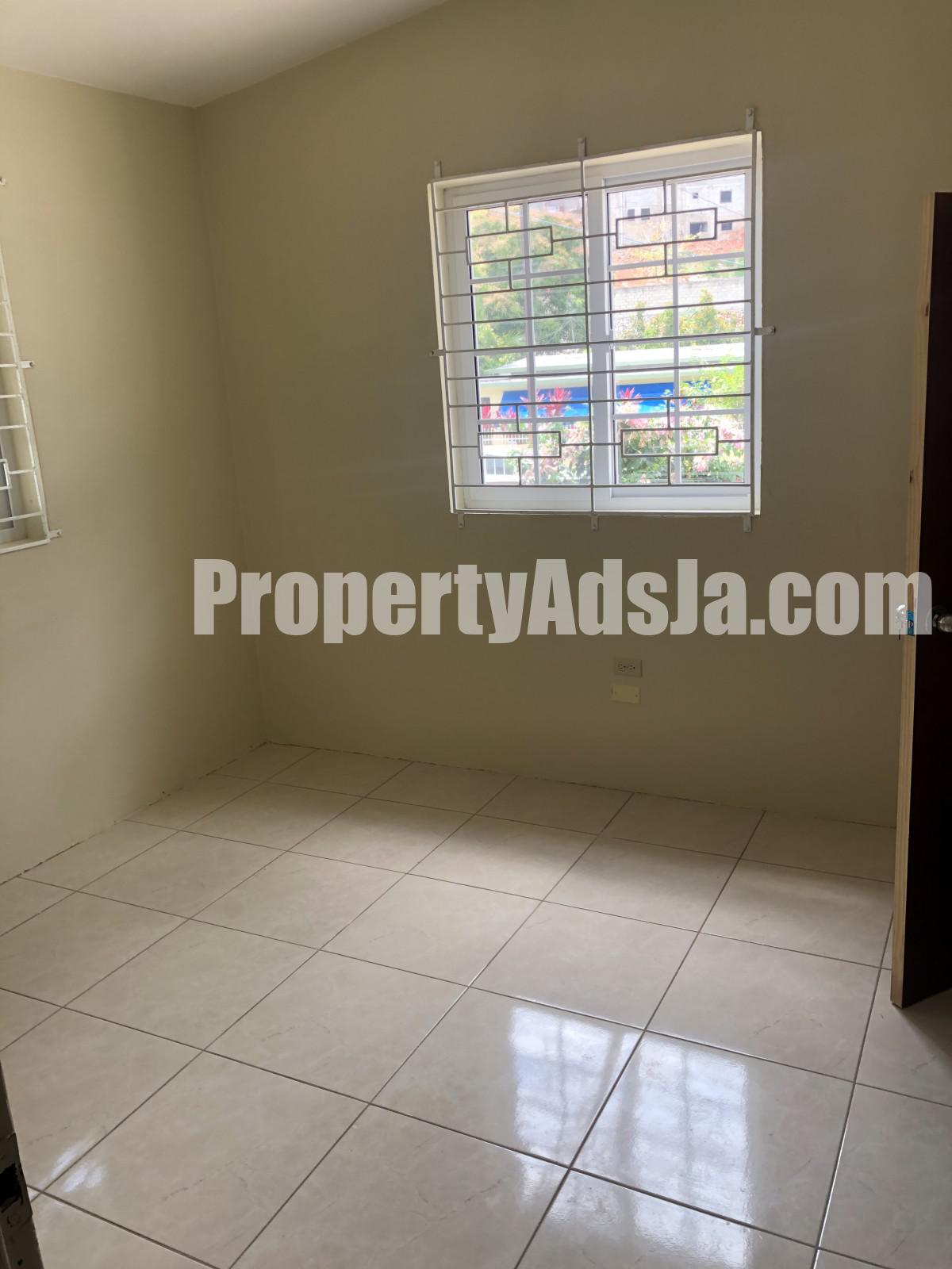 House For Rent in Meadowbrook Mews, Kingston / St. Andrew Jamaica