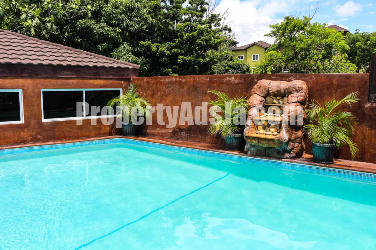 Apartment For Sale in Waterloo Road, Kingston / St. Andrew Jamaica