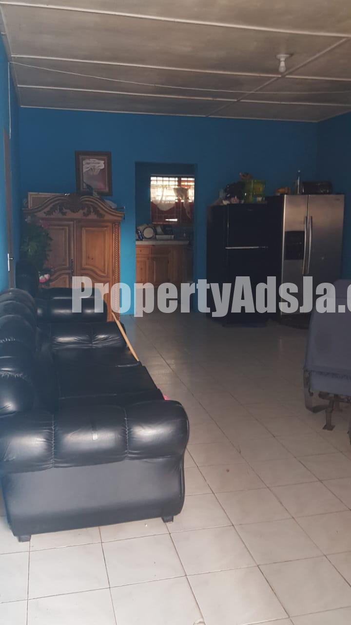 House For Sale in Hampton Green, St. Catherine Jamaica