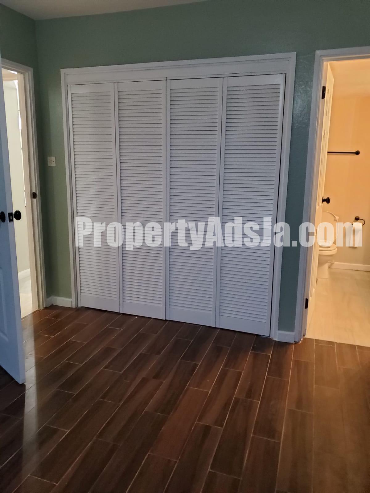 Apartment For Rent in Ocean Towers, Kingston / St. Andrew Jamaica