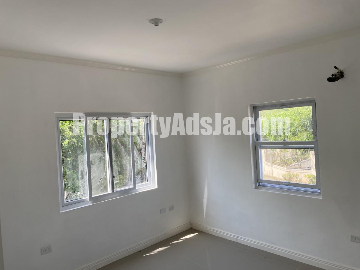 Apartment For Rent in Mona Heights Close to Aqueducts, Kingston / St