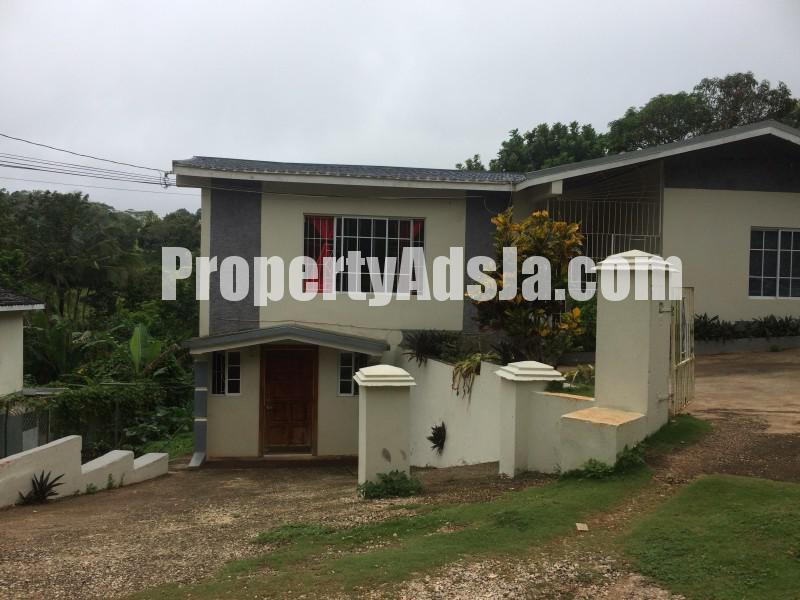 House For Sale in Manchester, Manchester Jamaica