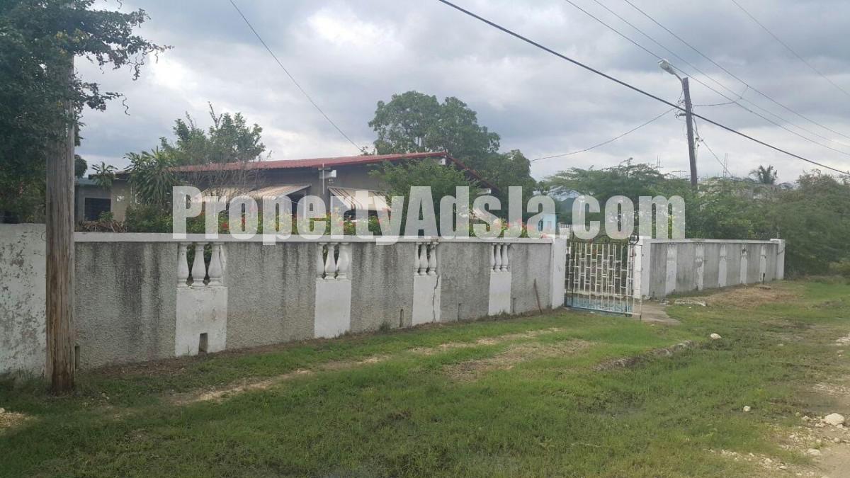 House For Rent in Fairview Park, St. Catherine Jamaica