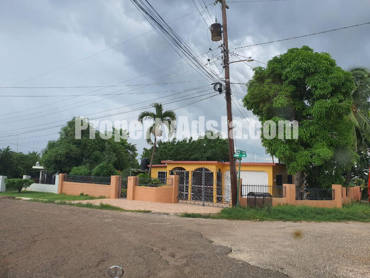 House For Sale in Mercury Gardens, St. Catherine Jamaica