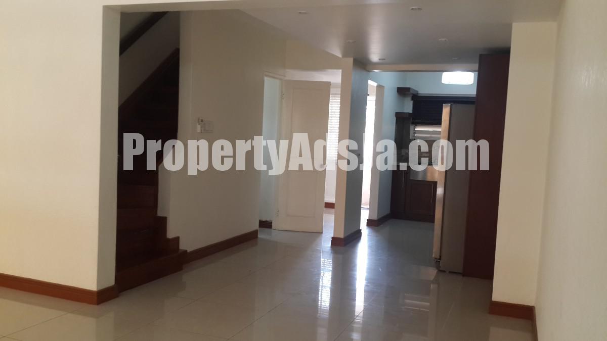 Apartment For Rent in Manor Park, Kingston / St. Andrew Jamaica