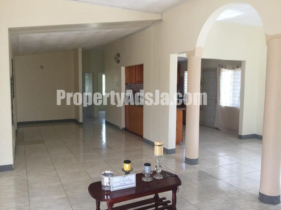House For Rent in Spanish Town, St. Catherine Jamaica