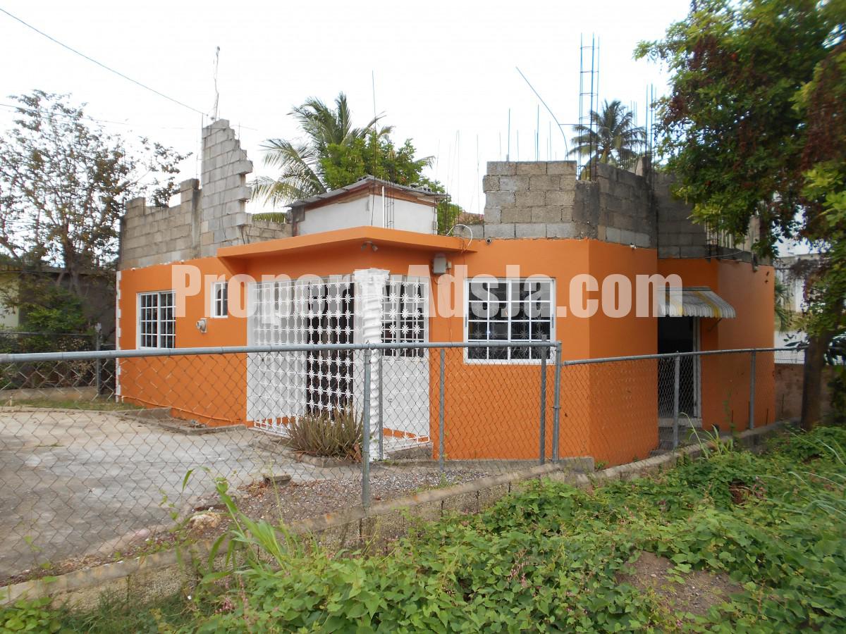 House For Sale in Old Harbour Glades, St. Catherine Jamaica